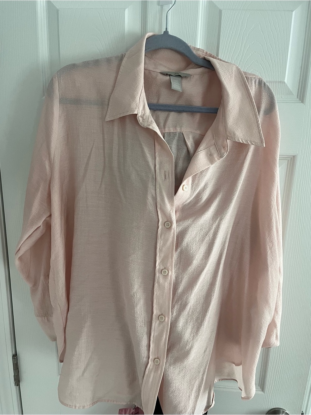 H&M Pale Pink Womens Long-Sleeve Button-Down Shirt